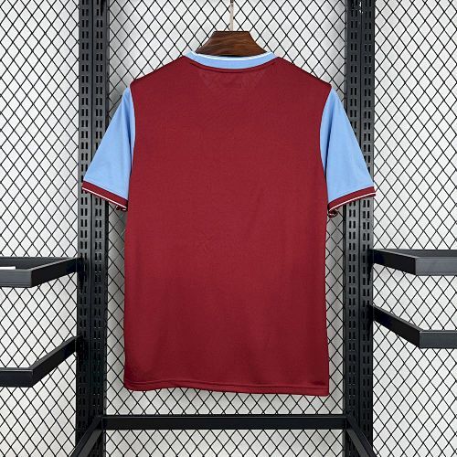 Maillot Rétro Aston Villa Domicile 2009/2010