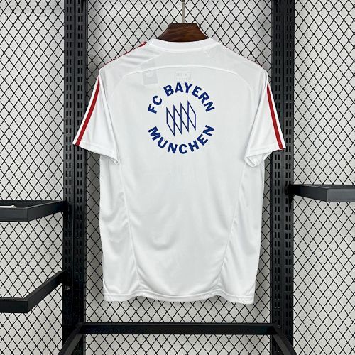 Maillot Bayern Leisure 2025/2026