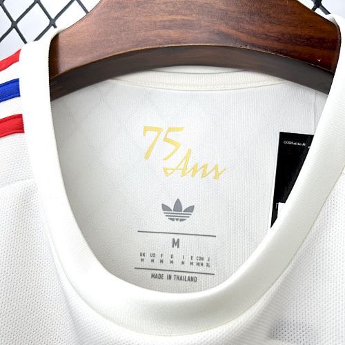 Maillot Lyon Edition "Anniversary" 2025/2026 — vue 4