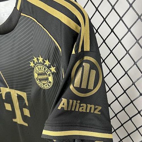 Maillot Bayern Munich Edition "Or" 2025/2026 — vue 4