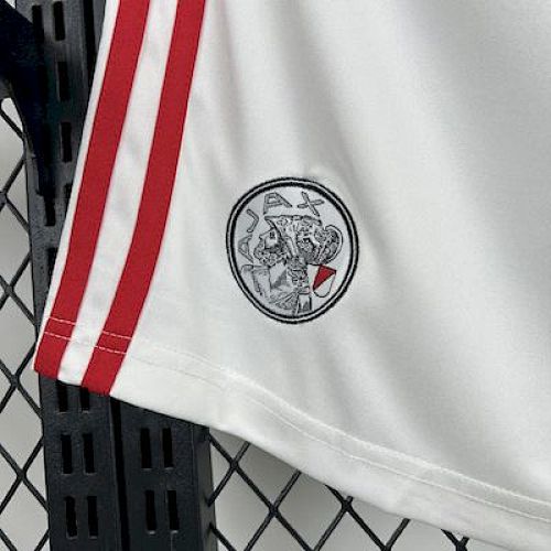 Short Ajax Domicile 2025/2026 — vue 4