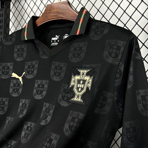 Maillot Portugal Manches Longues Edition "Blason Noir" 2026/2027 — vue 4