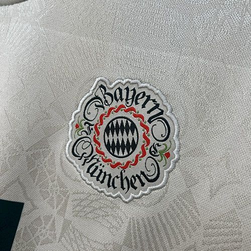 Maillot Bayern Munich Concept "Oktoberfest" 2025/2026 — vue 4