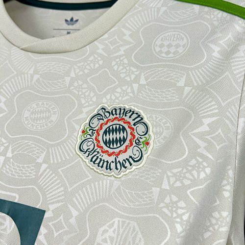 Maillot Manches Longues Bayern Oktoberfest 2025/2026