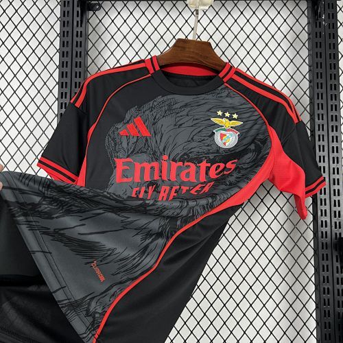 Maillot Benfica Edition "Aigle Noir" 2025/2026 — vue 5