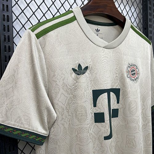 Maillot Bayern Oktoberfest 2025/2026