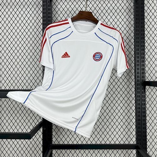 Maillot Bayern Munich Concept "Leisure" 2025/2026 — vue 9