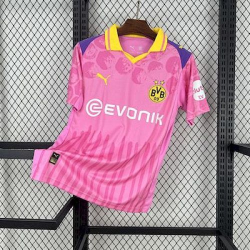 Maillot Borussia Dortmund Edition "Rose" 2025/2026 — vue 10
