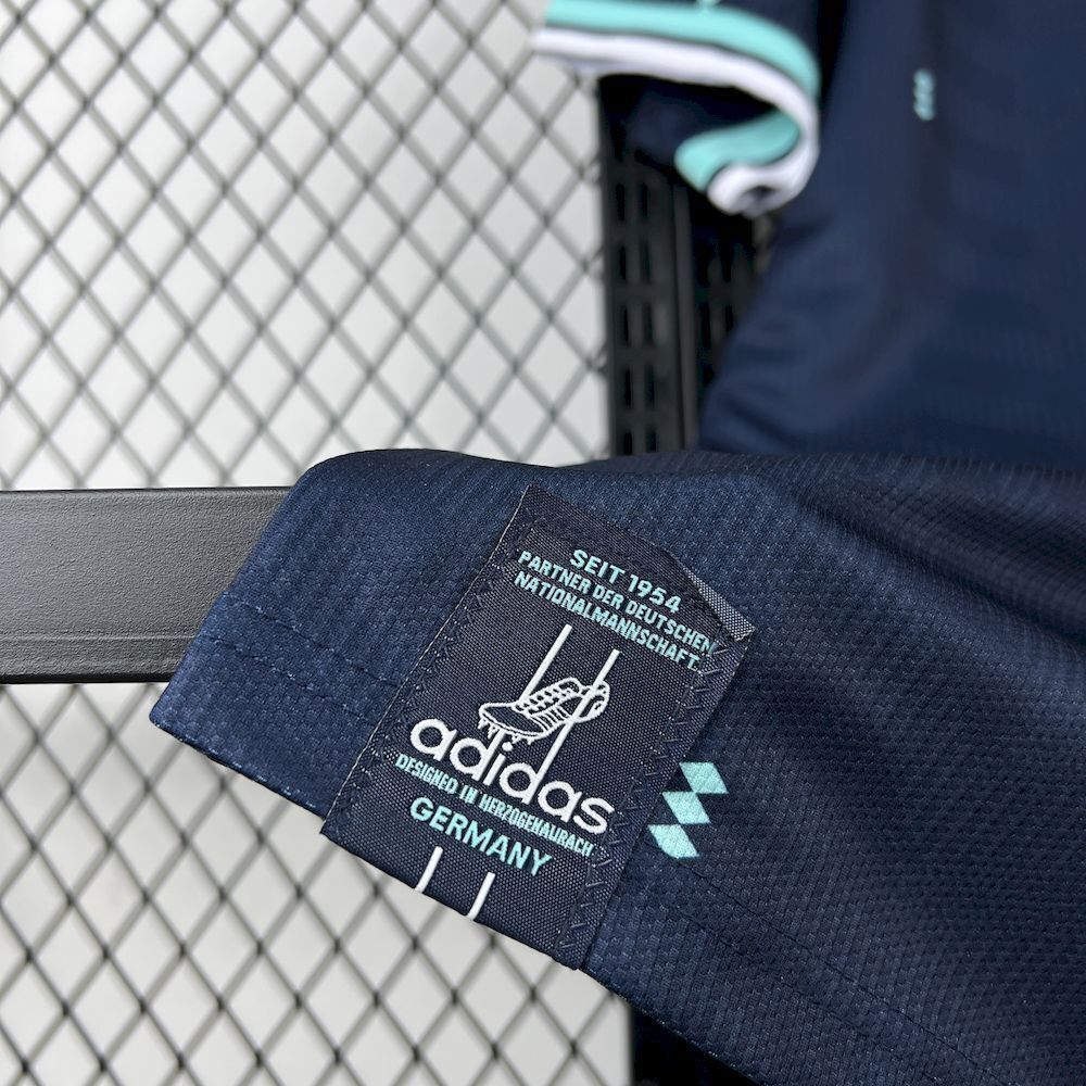 Camiseta local de Japón 2025/2026