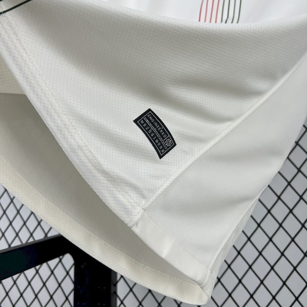 Camiseta local de Japón 2025/2026