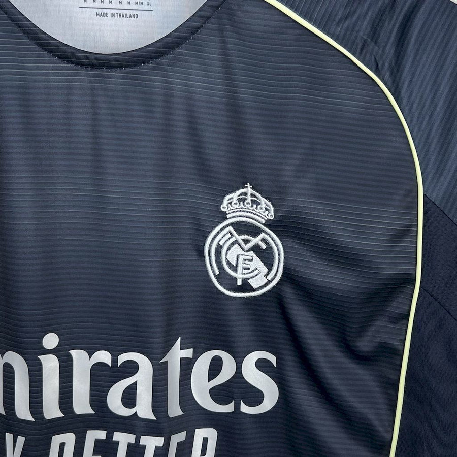 Maillot Real Madrid Manches Longues Extérieur 2025/2026 — vue 4
