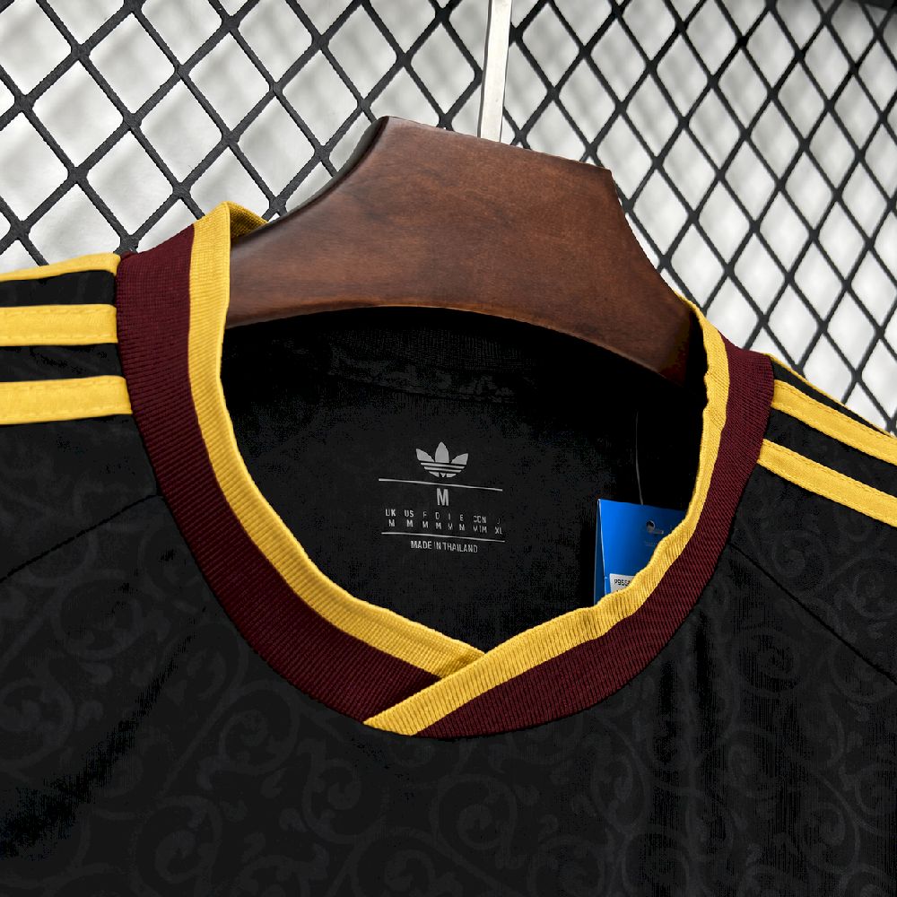 Maillot Espagne Concept "Champions 2026 Black" — vue 4